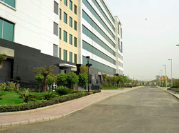 DLF Towers - Features
