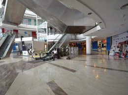 DLF South Point - Features